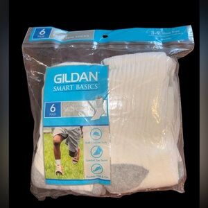 Boys Gilden mid crew basics socks-size 3-9